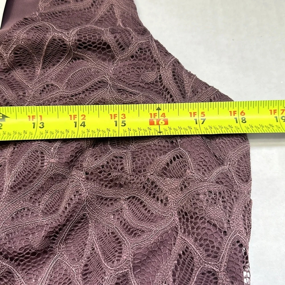 Torrid Mauve Purple Textured Scuba and Lace Peplum Dress Womens Size 10 NWT - Picture 10 of 15